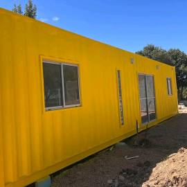In vendita: un container prefabbricato da 40 piedi, 12 metri