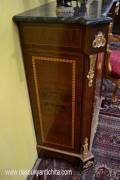 Credenza intarsiata stile Napoleone III con piano in marmo