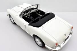 ALFA ROMEO GIULIETTA SPIDER (1961) ALFA ROMEO GIULIETTA SPIDER (1961)