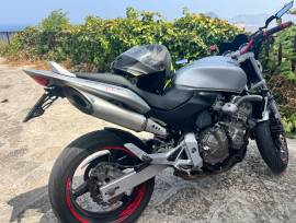 Honda Hornet 600 2004 • 25.000 km • Perfetta Molti Upgrade