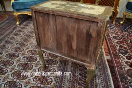 Comodino-mobiletto stile fiorentino metà XX secolo
