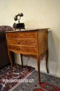 Comodino stile Luigi XV anni 50 Comodino stile Luigi XV anni 50