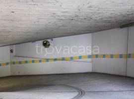B O X  A U T O    19 MQ.  A  F  F  F  I  T  T  A  S  I  IN  VIA ARGELATI 40      CON ACCESSO PEDONAL