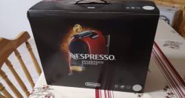 Macchina del caffè nespresso + capsule