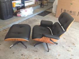Herman Miller Charles Eames Santos Lounge Chair and Ottoman