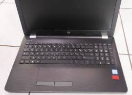 Notebook HP - 15-BS042NL (vano superiore difettoso) - MILANO