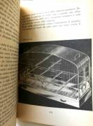 Guida all’allevamento moderno dei canarini di Vittorio Menasse’; Editore: De Vecchi, 1983