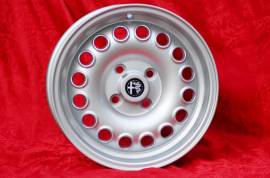 4 pz. cerchi Alfa Romeo GTA 7x15 ET35 105 Berlina,