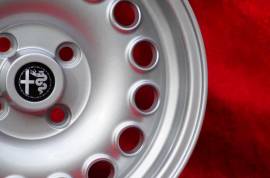 4 pz. cerchi Alfa Romeo GTA 7x15 ET29 105 Coupe, S