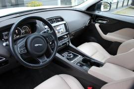 Jaguar F-Pace - 2.0D AWD Aut Prestige