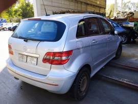 Pezzi per Mercedes Classe B 200CDI 2007 640941