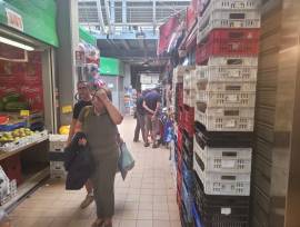 Banco alimentari e merci varie laboratorio