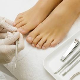 CALLISTA PEDICURISTA PROFESSIONALE