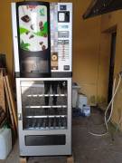 Distributori automatici usati per Bevande, snack. 