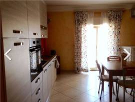 APPARTAMENTO LUMINOSO - ZONA C. COMM.LI "I PORTALI-LE ZAGARE