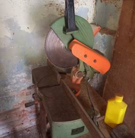 sega circolare radiale a tavolo