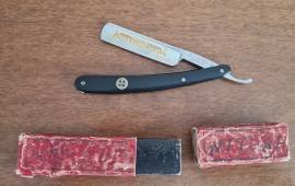 Rasoio a mano libera Dorko Solingen  Made Germany  provenienza Francia Special Puor  Barbe  Dure .Nu