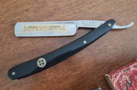 Rasoio a mano libera Dorko Solingen  Made Germany  provenienza Francia Special Puor  Barbe  Dure .Nu