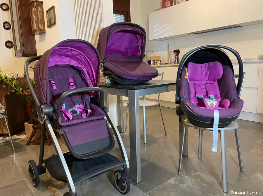 Trio ovetto-passeggino-carrozzina