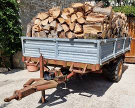 Rimorchio Agricolo trazionato – ribaltabile trilaterale ad olio