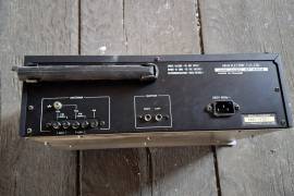 Sintonizzatore Stereo FM-AM Akai AT-2250