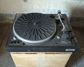 Giradischi a trasmissione diretta Akai AP-206C