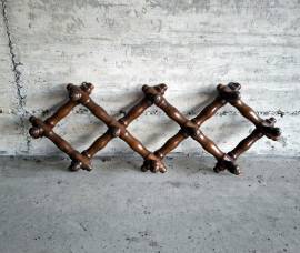 Appendiabiti in legno