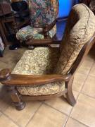 2poltrone in legno massello