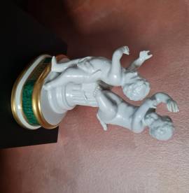 Figurina Porcellana  Mangani vintage  '    GEMINI   '. Perfette condizioni, senza sbeccature o filat