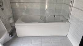 Vasche varie tipologie, box doccia, set idromassaggio