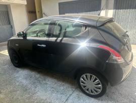 Lancia Ypsilon 1.2 69 CV