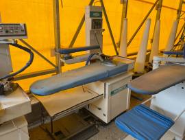 Macchinari e attrezzature per stireria industriale