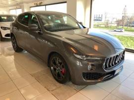 LOTTO 19 - AUTOVETTURA MASERATI MOD. LEVANTE TARGA FZ252MK
