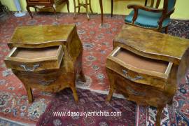 Coppia di comodini italiani stile Luigi XV metà XX secolo