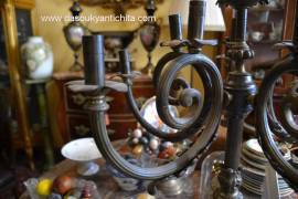 Candelabro in bronzo a cinque braccia del XX secolo