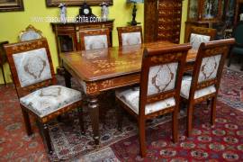 Gruppo di sei sedie intarsiate stile olandese