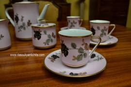 Servizio da caffè da sei in porcellana rosa di Sevres anni 50/60