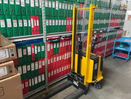 LOTTO 1 - Transpallet elettrico e carrello elevatore