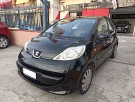 PEUGEOT 107 1.0 SWEET YEARS