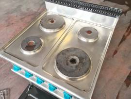 CUCINA ELETTRICA FORNO E 4 PIASTRE USATA  