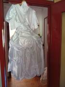 Vendo bellissimo vestito da sposa veneziano del 800... Vendo bellissimo vestito da sposa veneziano del 800...