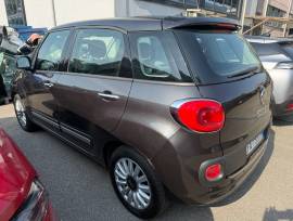 Autovettura Fiat 500 L Autovettura Fiat 500 L