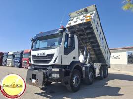RIF.1385 IVECO TRAKKER 500 – 2017 – RIBALTABILE TRILATERALE – PREDISPOSTO PER LAMA SGOMBRANEVE, SPAN RIF.1385 IVECO TRAKKER 500 – 2017 – RIBALTABILE TRILATERALE – PREDISPOSTO PER LAMA SGOMBRANEVE, SPAN