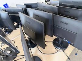Arredi e macchine elettriche ed elettroniche da ufficio Arredi e macchine elettriche ed elettroniche da ufficio