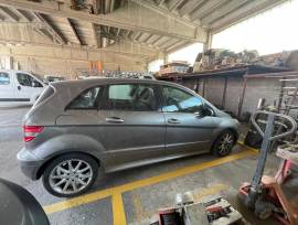Autovettura Mercedes Classe B 180CDI Autovettura Mercedes Classe B 180CDI