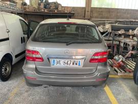 Autovettura Mercedes Classe B 180CDI Autovettura Mercedes Classe B 180CDI