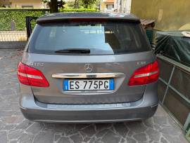 Autovettura Mercedes B 180 CDI Autovettura Mercedes B 180 CDI