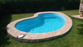 PISCINA IN VETRORESINA " AURELIA 6" PISCINA IN VETRORESINA " AURELIA 6"