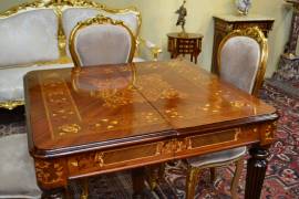 Tavolo da pranzo-riunioni intarsiato stile inglese allungabile fino a 232 cm.