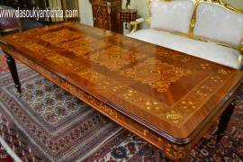 Tavolo da pranzo-riunioni intarsiato stile inglese allungabile fino a 232 cm.